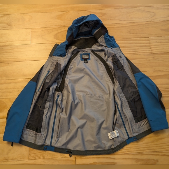 Outdoor Research Men's Hemispheres Gore-Tex Ski Jacket - Picture 3 of 11